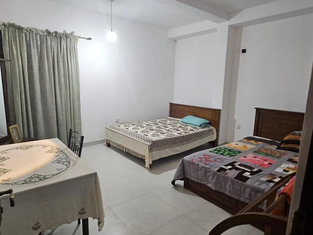 Siyaras Apartment Kandy Homestay